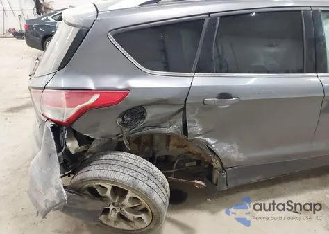 2013 Ford Escape Titanium z USA, uszkodzony, nr VIN 1FMCU0J94DUB85145